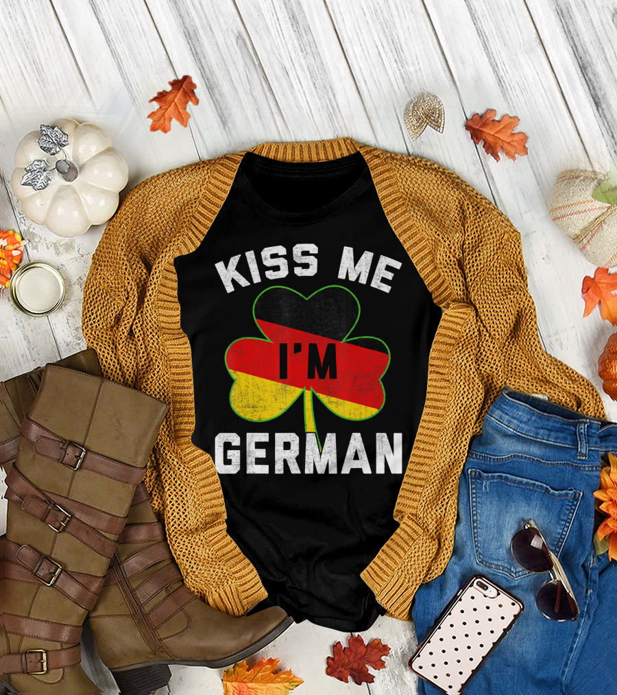 Kiss Me I'm German Shamrock Flag St Patrick's Day T-Shirt