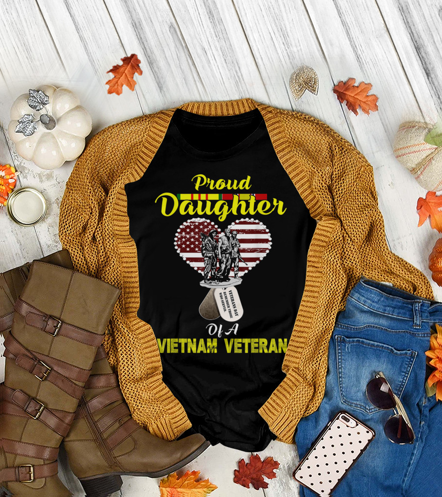Proud Daughter Vietnam Veteran American Flag Memorial Statue T-Shirt