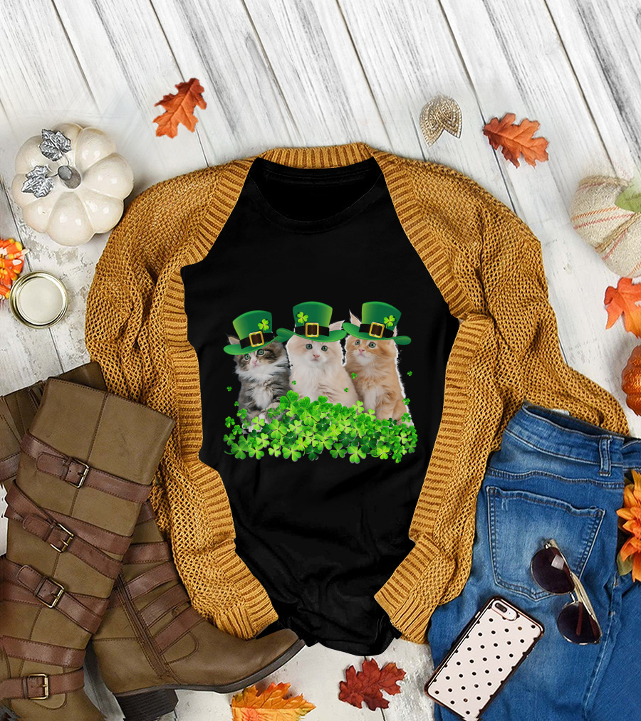 Three Cat St Patricks Day Kitty Kitten Lover Shamrock Green Hats T-Shirt