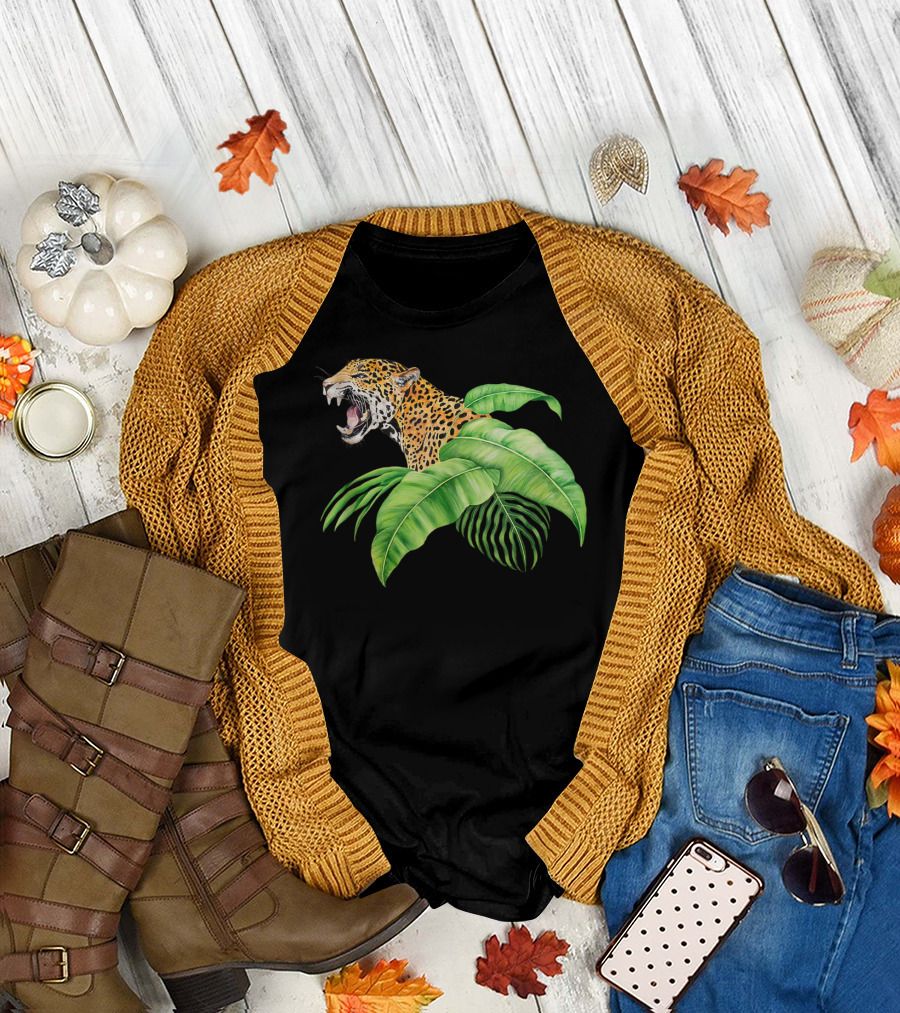 Amazonas Jaguar with Tropical Leaves and Australian Jungle Vibes Animal T-Shirt