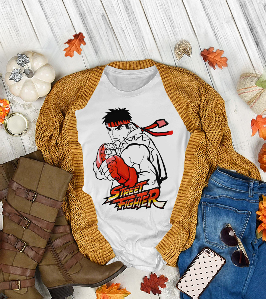 Street Fighter Ryu Red Gloves and Bandana Fighting Pose T-Shirt