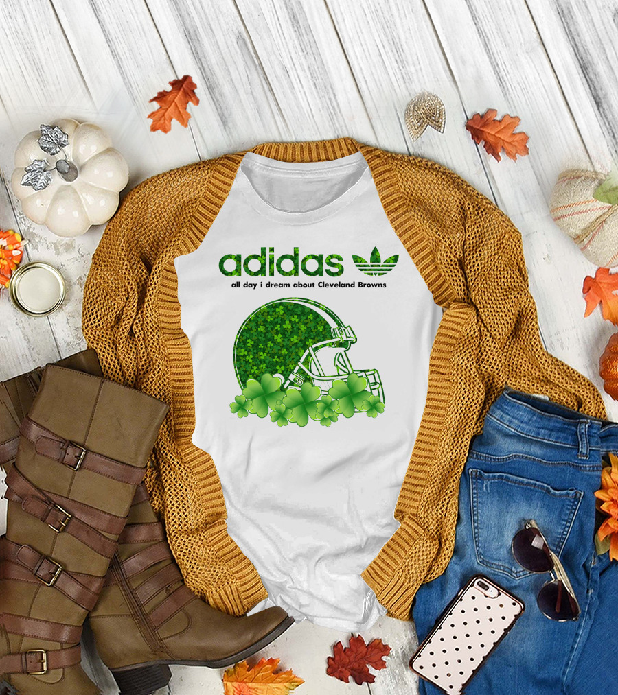 All Day I Dream About Cleveland Browns Shamrock Helmet T-Shirt