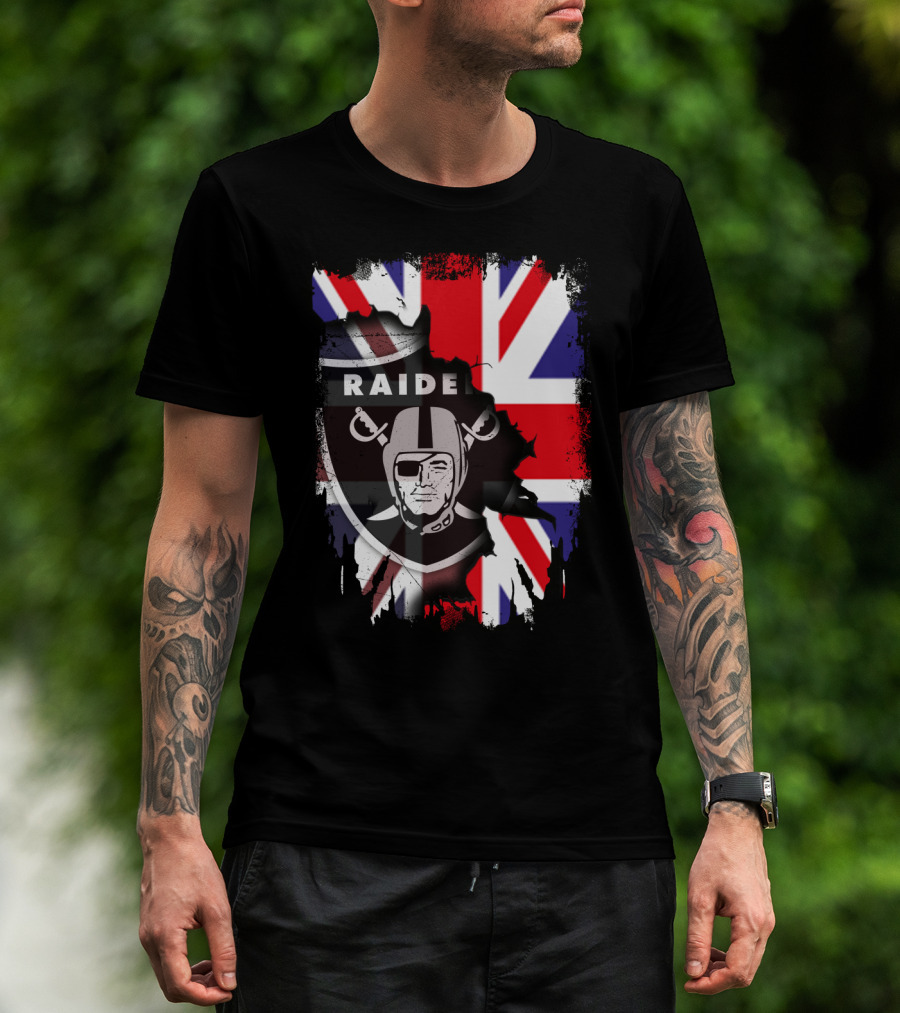 Raider Helmet With Union Jack Flag Fusion T-Shirt