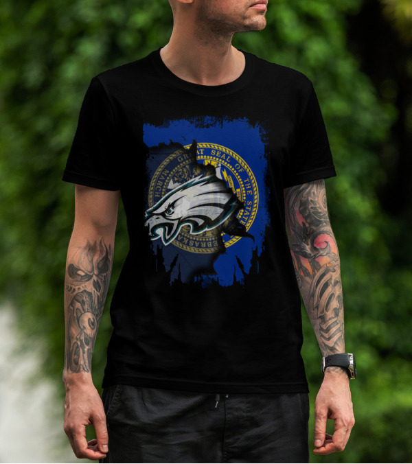 Great Seal Of Nebraska With Eagles Roaring T-Shirt