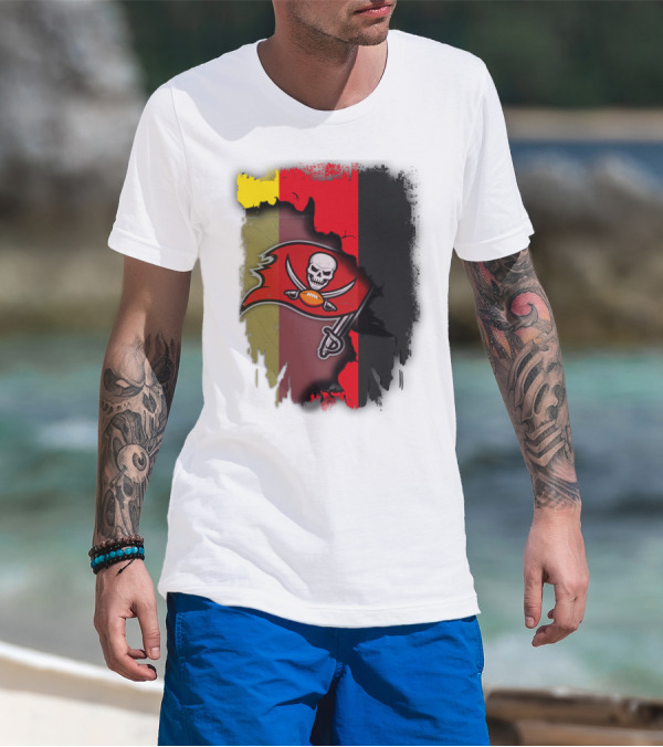 Germany Flag With Buccaneers Skull And Crossed Swords Emblem T-Shirt