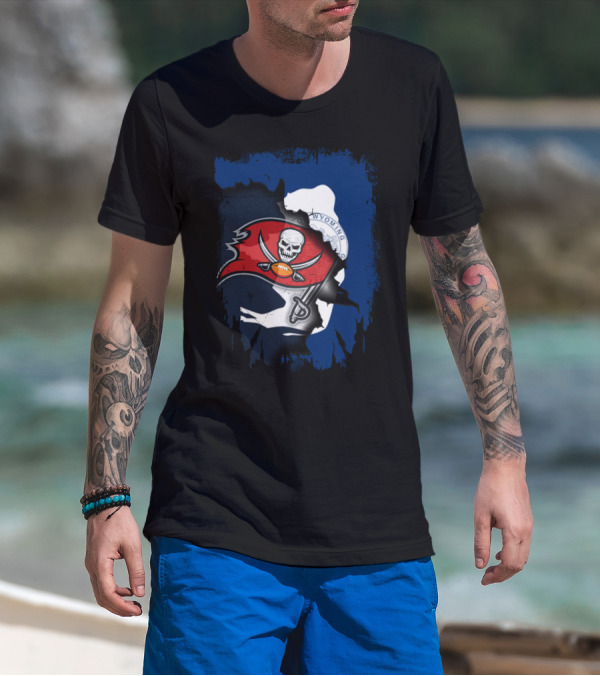 Tampa Bay Buccaneers Wyoming Collaboration T-Shirt