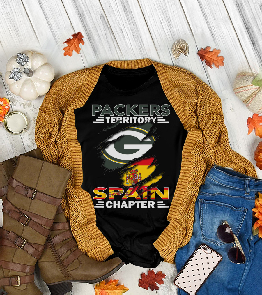 Packers Territory Spain Chapter Green Bay Logo with Spanish Flag T-Shirt