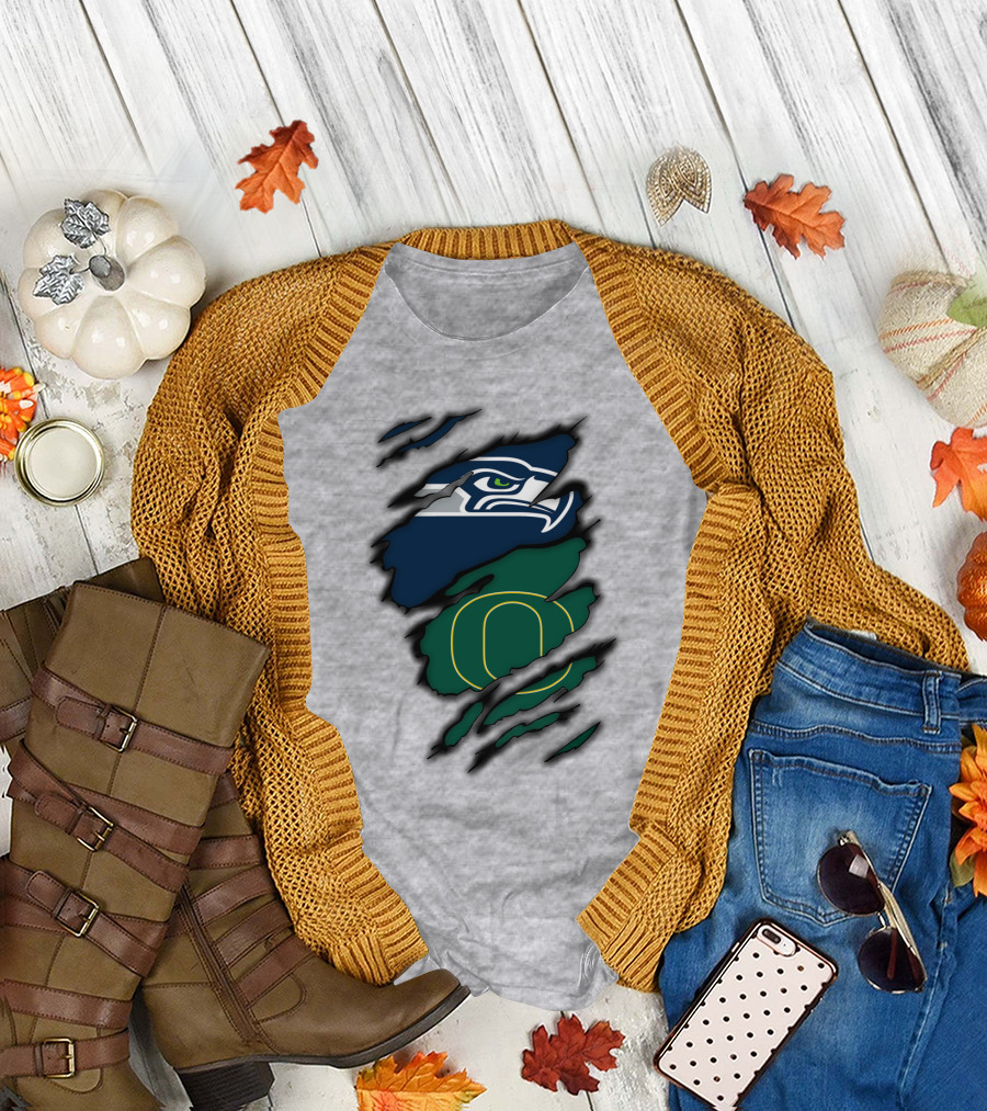 Seattle Seahawks Oregon Ducks Logo Fusion T-Shirt