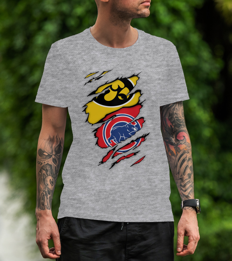 Chicago Cubs Iowa Hawkeyes Mashup T-Shirt