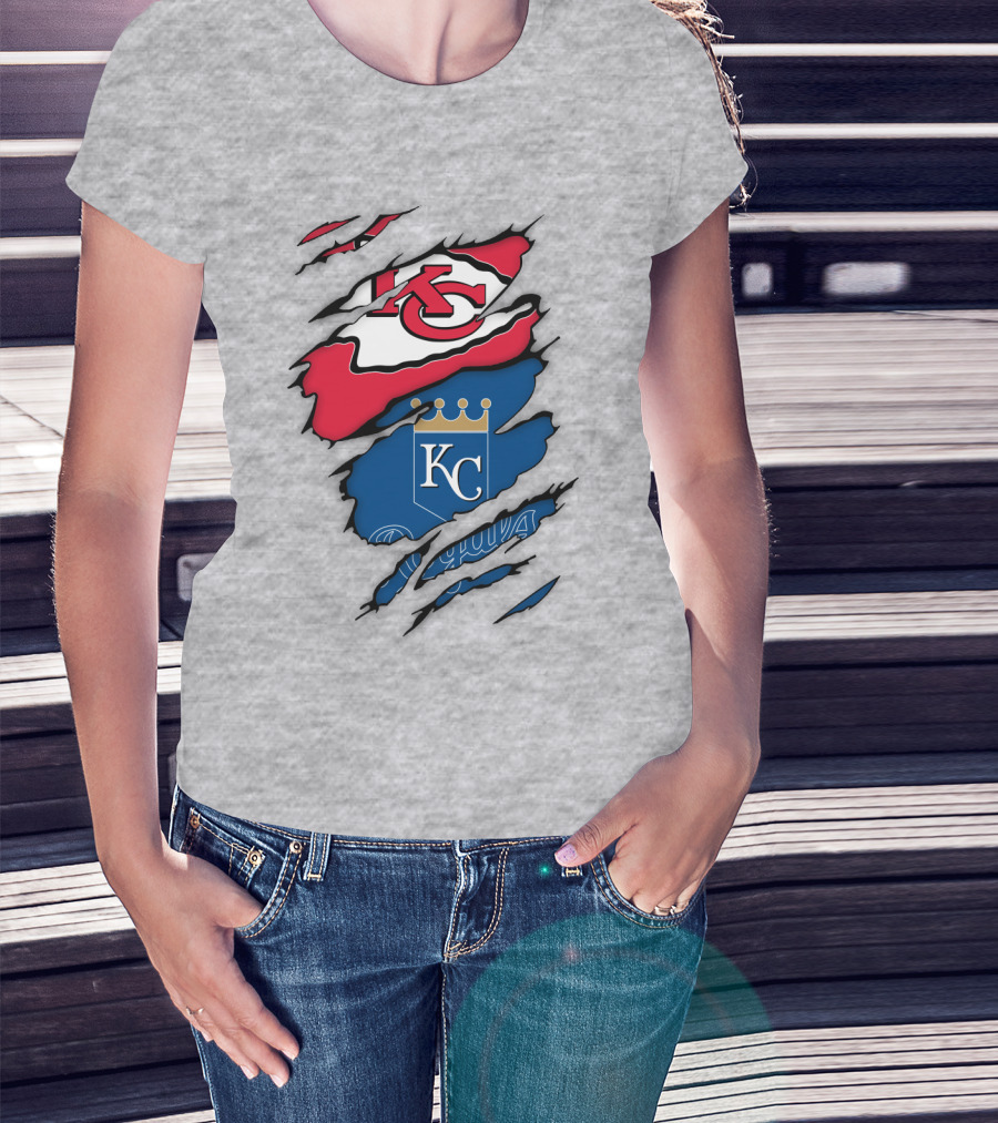 Kansas City Royals Kc And Kansas City Chiefs Arrowhead Red Blue Logo Fusion T-Shirt
