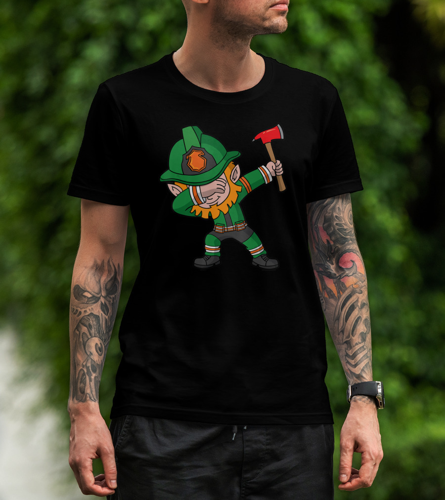 St Patricks Day Leprechaun Firefighter Dabbing With Axe T-Shirt