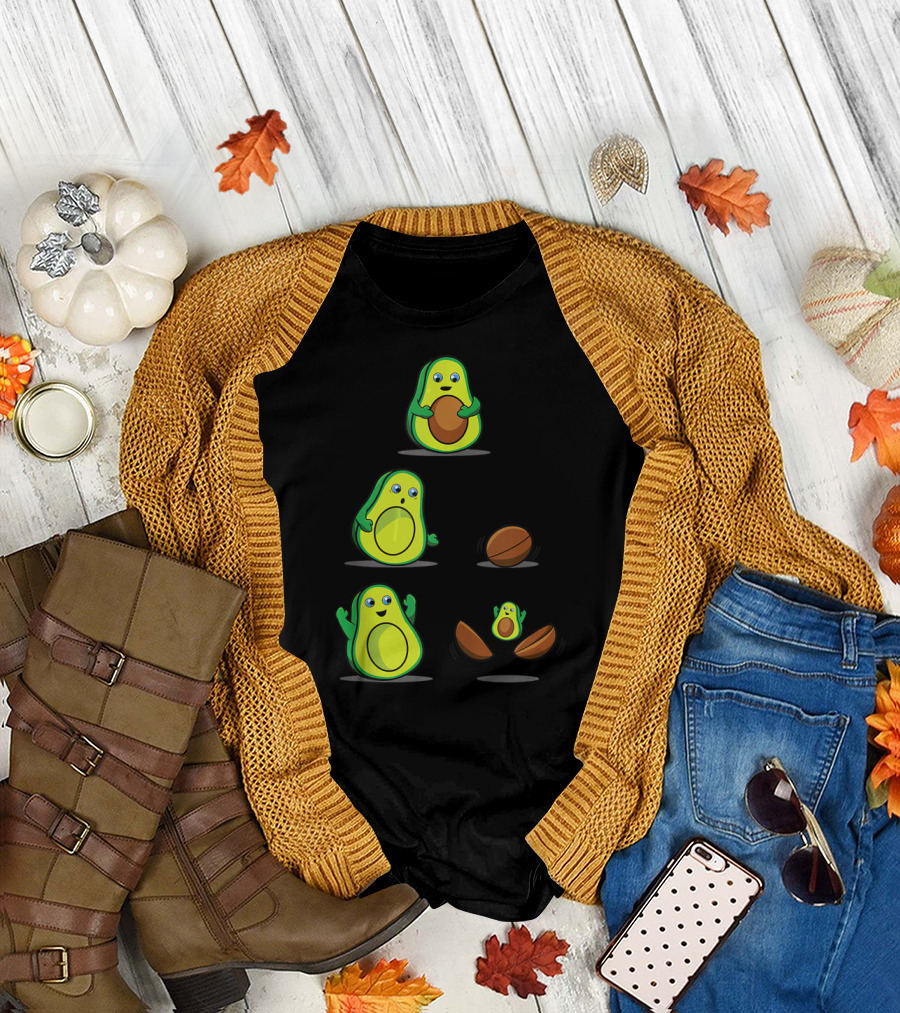 Avocado Mom Pregnancy Mamacado Cute Expecting Fruit Family Gag T-Shirt