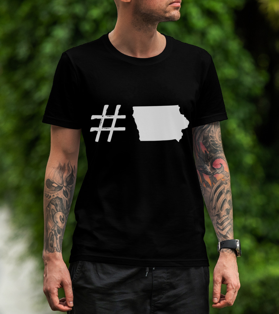 Iowa IA USA Flag Holiday Traveling T-Shirt