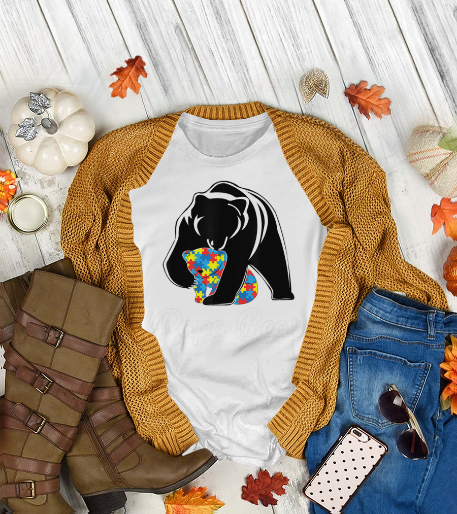 Papa Bear Autism Awareness Puzzle Bear Embrace T-Shirt