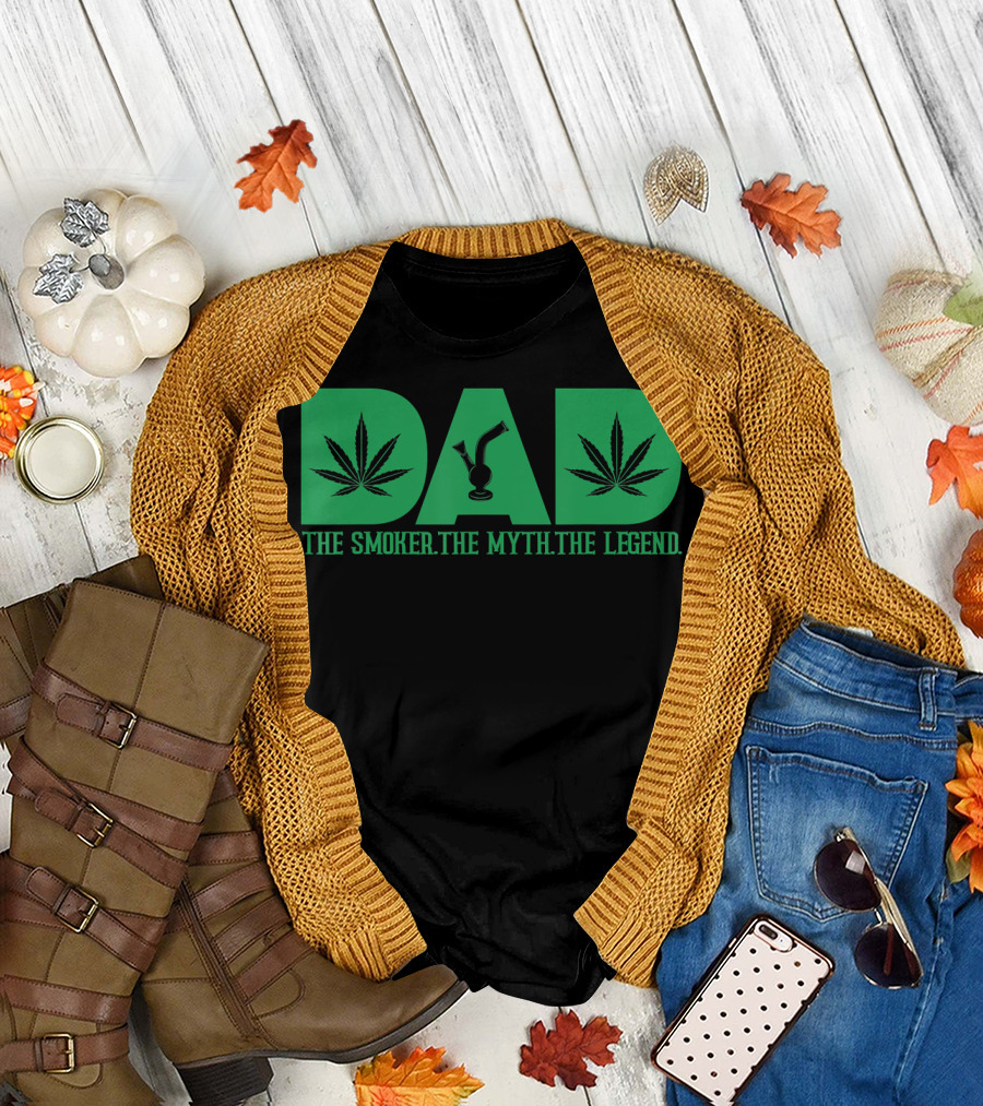 Dad Smoker Myth Legend Marijuana Leaf Bong T-Shirt