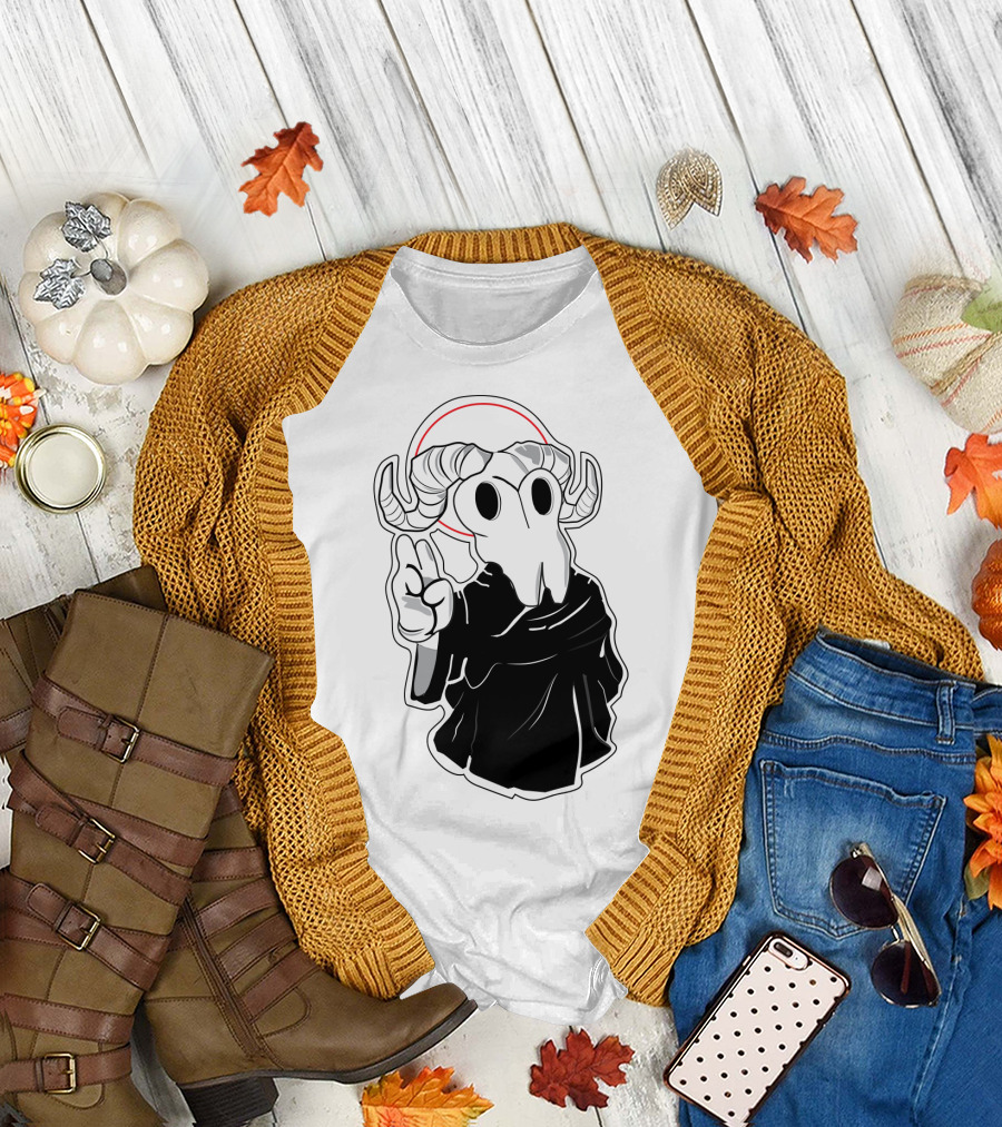 Kawaii Beezelbub Satan Evil Skull with Horns and Cloak T-Shirt