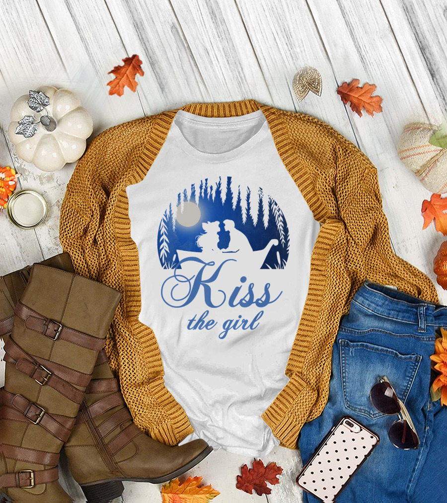 Kiss the Girl Disney Mermaid Ariel Eric Night Moonlit Boat Scene T-Shirt