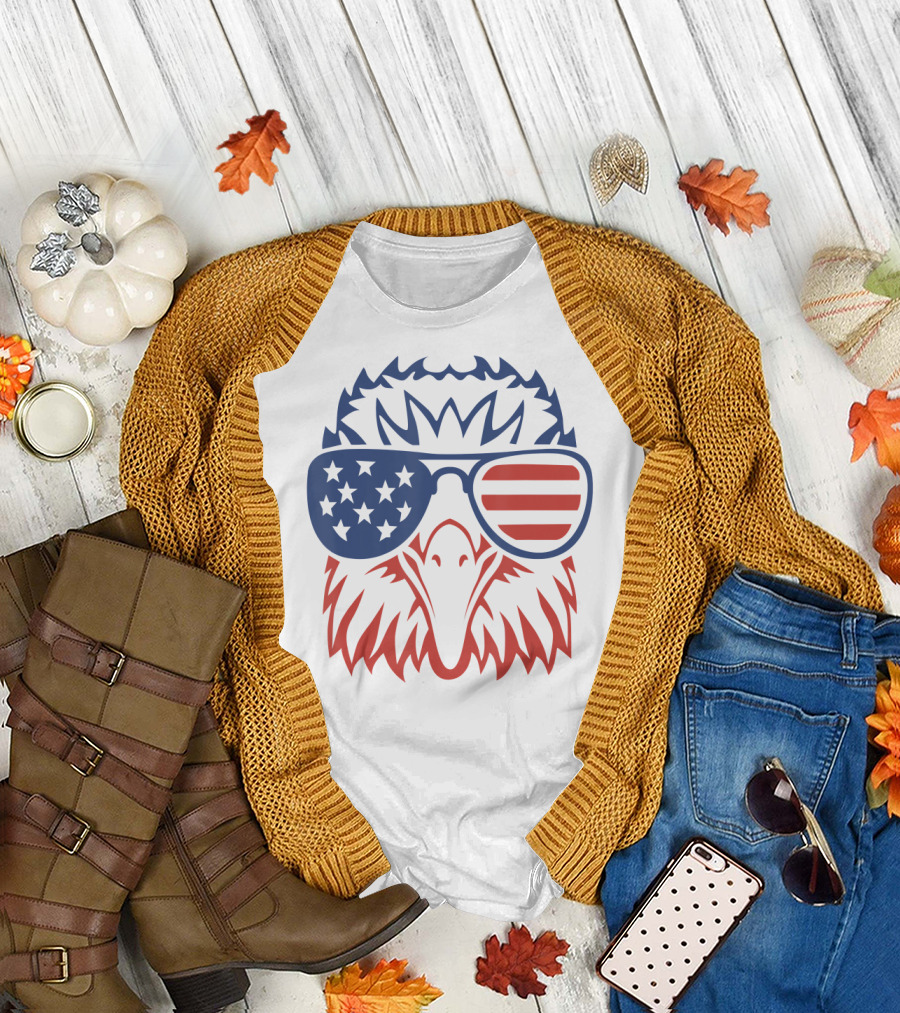 Patriotic Eagle Wearing USA Flag Sunglasses 4th of July T-Shirt