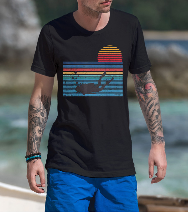 Vintage Retro 80s Scuba Diving Striped Sunset Ocean Scene T-Shirt
