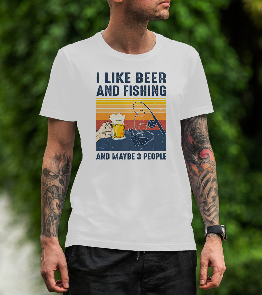 I Like Beer And Fishing And Maybe 3 People Vintage Sunset Beer Mug Fishing Rod T-Shirt