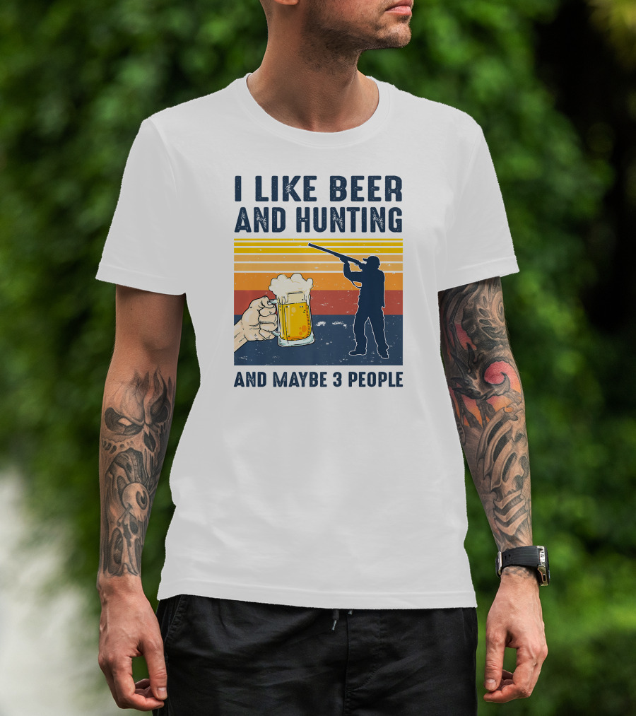 I Like Beer And Hunting Maybe 3 People Sunrise Silhouette Retro T-Shirt