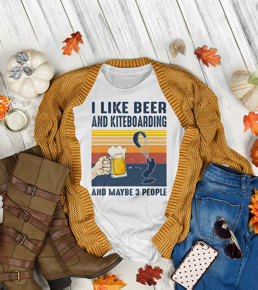I Like Beer and Kiteboarding and Maybe 3 People Vintage Sunset T-Shirt