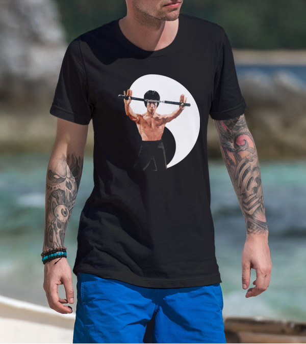 Bruce Lee Nunchaku Pose Yin Yang Martial Arts T-Shirt