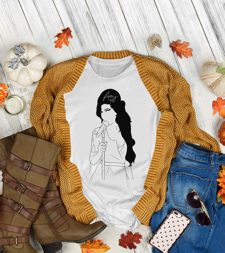 Amy Winehouse Line Art with Signature Mic Pose T-Shirt
