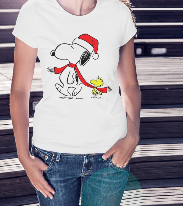 Snoopy Woodstock Charlie Brown Christmas Santa Hat Natalan T-Shirt