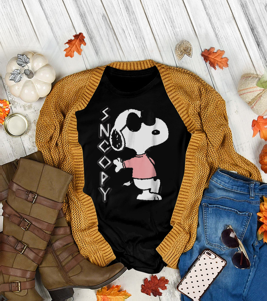 Snoopy in Pink Shirt Cool Peanuts Vibe T-Shirt