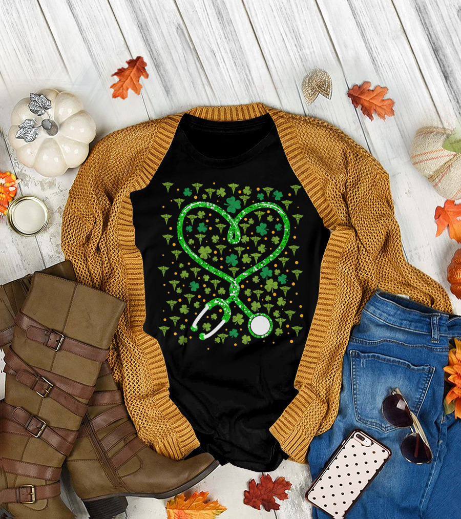 Respiratory Therapist Stethoscope Heart and St. Patrick's Shamrocks T-Shirt