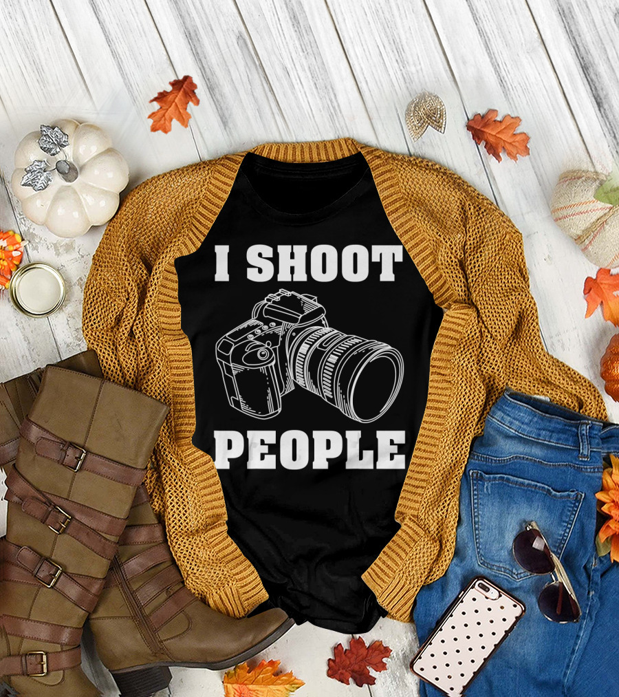 I Shoot People Camera I Love Photography T-Shirt