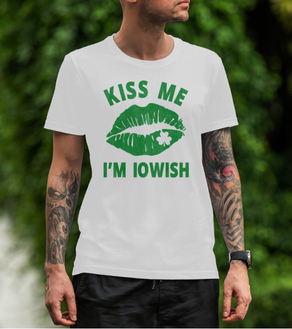 Kiss Me I'm Iowish St Patrick's Day Green Lips With Clover T-Shirt