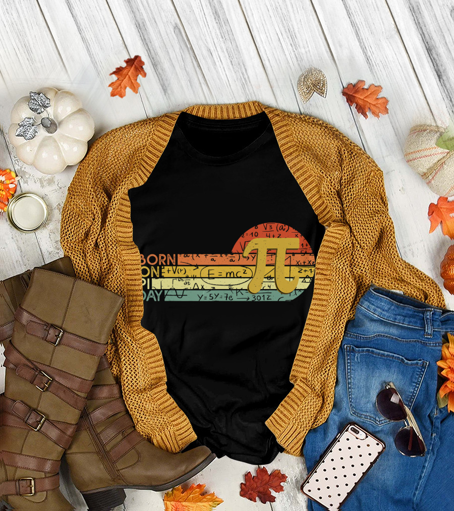 Born on Pi Day Math Equations Vintage Sunset Pi T-Shirt