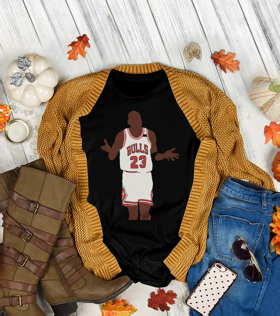 Bulls 23 Michael Jordan Shoulder Shrug T-Shirt