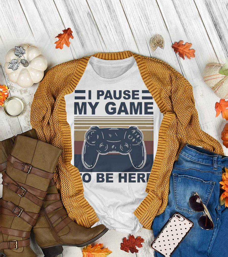 I Pause My Game To Be Here Game Controller Retro Stripe T-Shirt