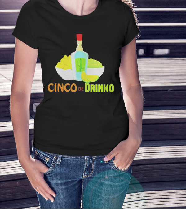 Cinco De Drinko Cinco De Mayo Wine Lemon Cocktail Bottle Lime Chips T-Shirt