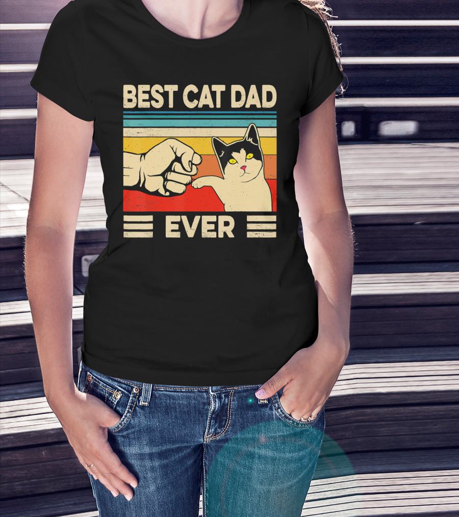 Best Cat Dad Ever Fist Bump Retro Cat T-Shirt