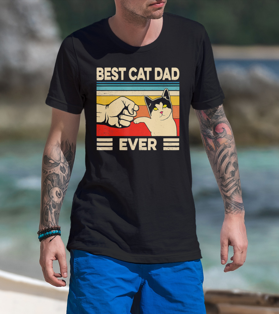Best Cat Dad Ever Fist Bump Retro Cat T-Shirt
