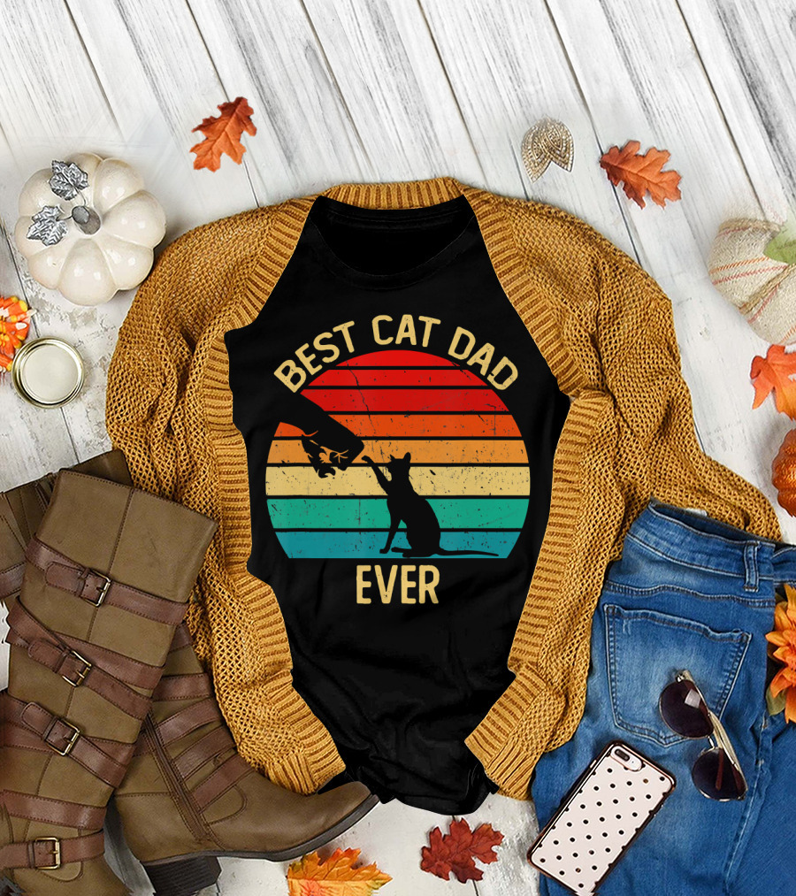 Best Cat Dad Ever Retro Vintage Paw Fist Bump Silhouette Sunset T-Shirt
