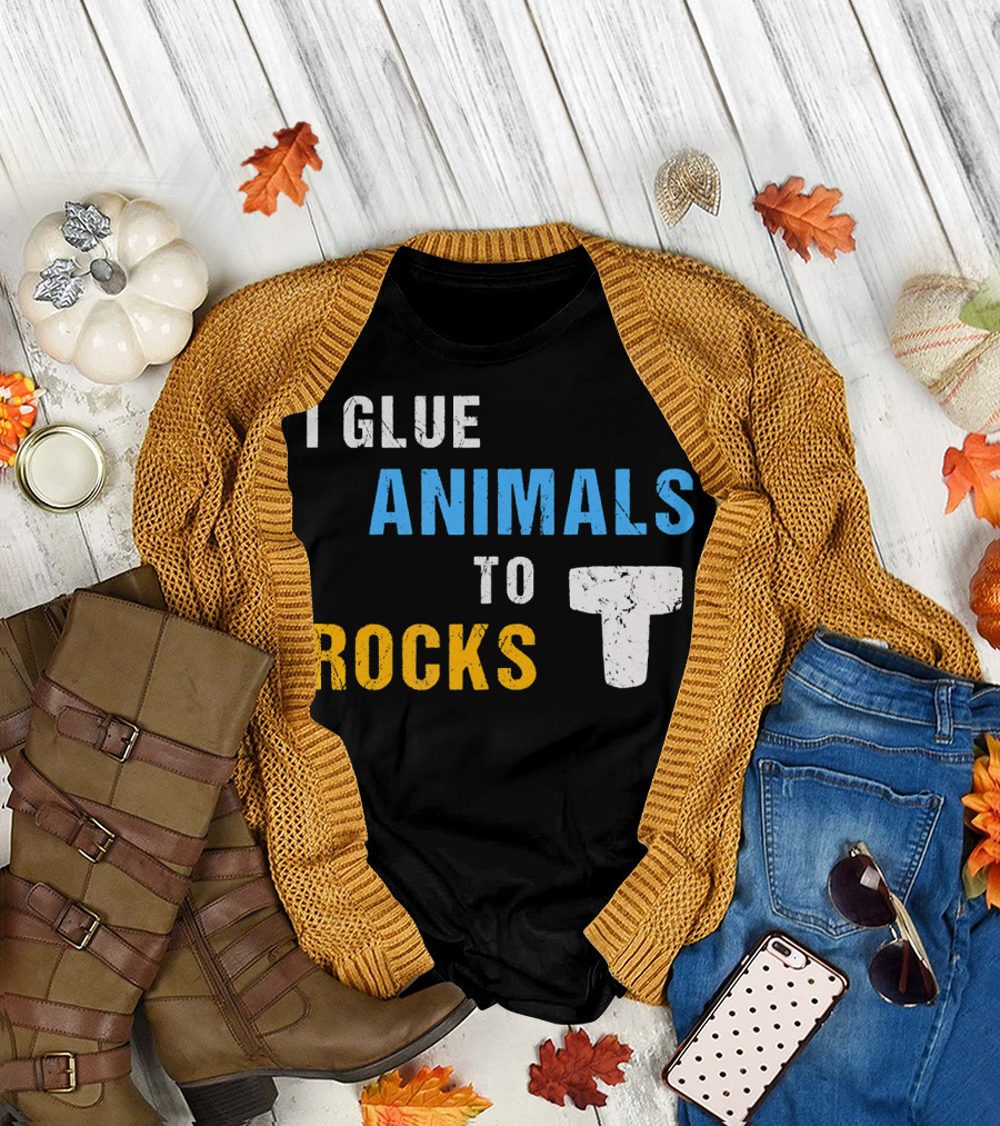 I Glue Animals To Rocks Saltwater Aquarium Fish Tank T-Shirt