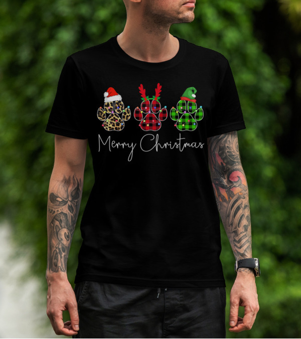 Merry Christmas Paw Dogs With Santa Hat Reindeer Antlers And Elf Hat T-Shirt