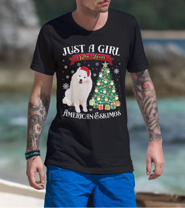 Just A Girl Who Loves American Eskimos Santa Hat Christmas Tree T-Shirt