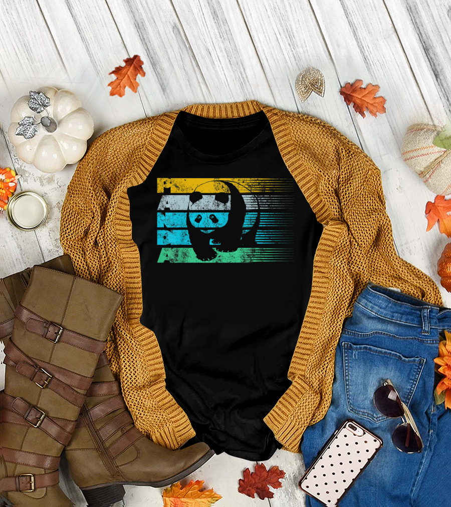 Panda Retro Vintage Stripes Cool Panda Bear T-Shirt