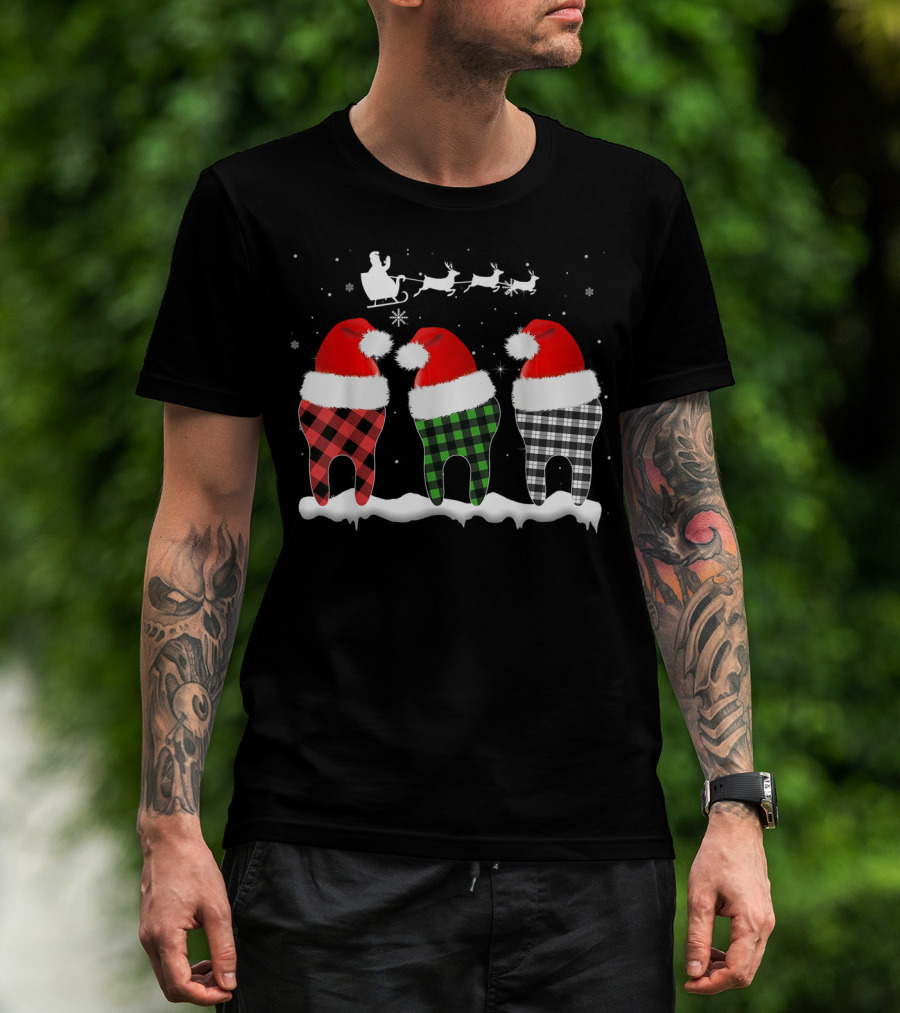 Funny Dentist Hygienists Christmas Pajama Santa Tooth Plaid T-Shirt