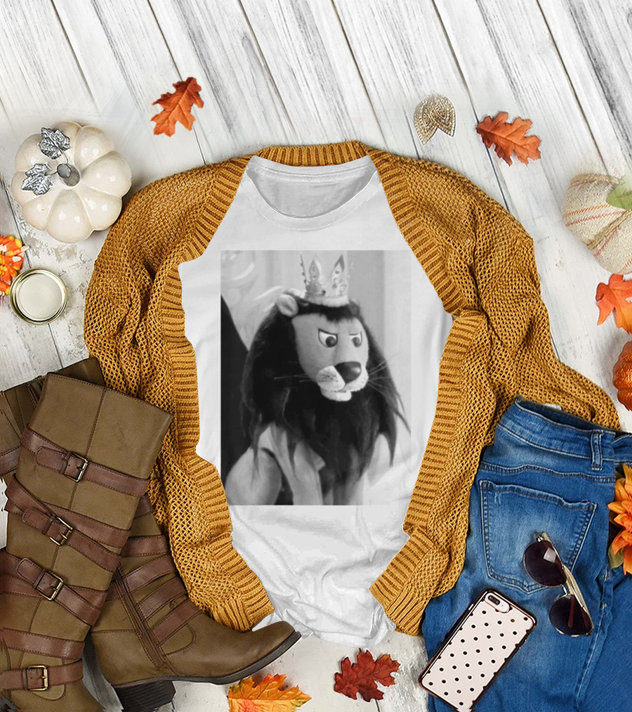 Christmas Special King Moonracer Lion Puppet Character T-Shirt