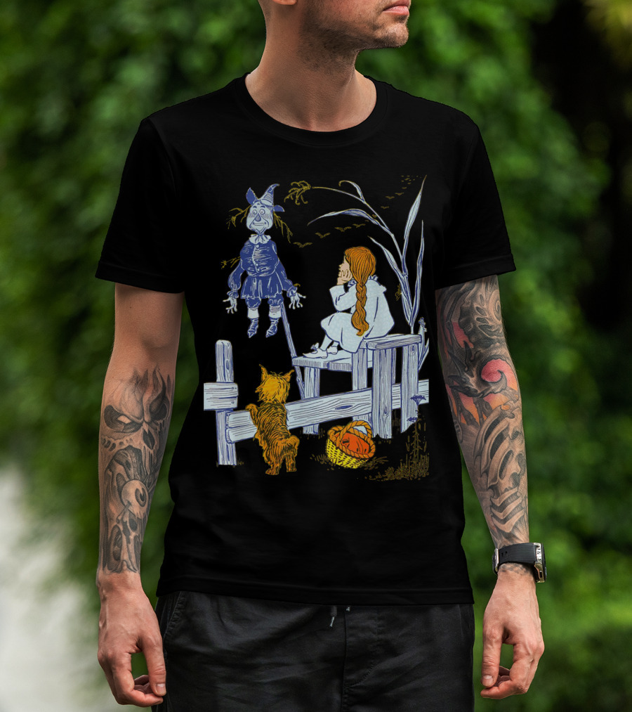 Land Of Oz Classic Scarecrow With Toto And Wizard Themes T-Shirt