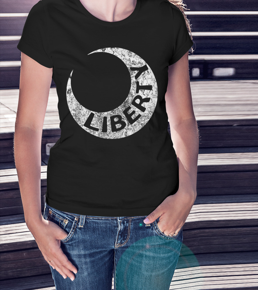 Liberty Moultrie Flag Of Defiance Classic Crescent T-Shirt