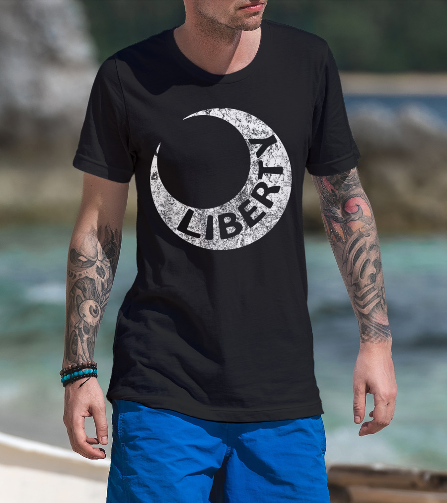 Liberty Moultrie Flag Of Defiance Classic Crescent T-Shirt
