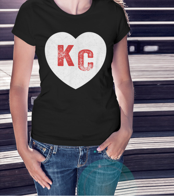 Vintage Red KC Heart Kansas City Love T-Shirt